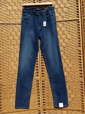 Express Men’s Dark Blue Slim Jeans Men’s Size 32x36 NWT